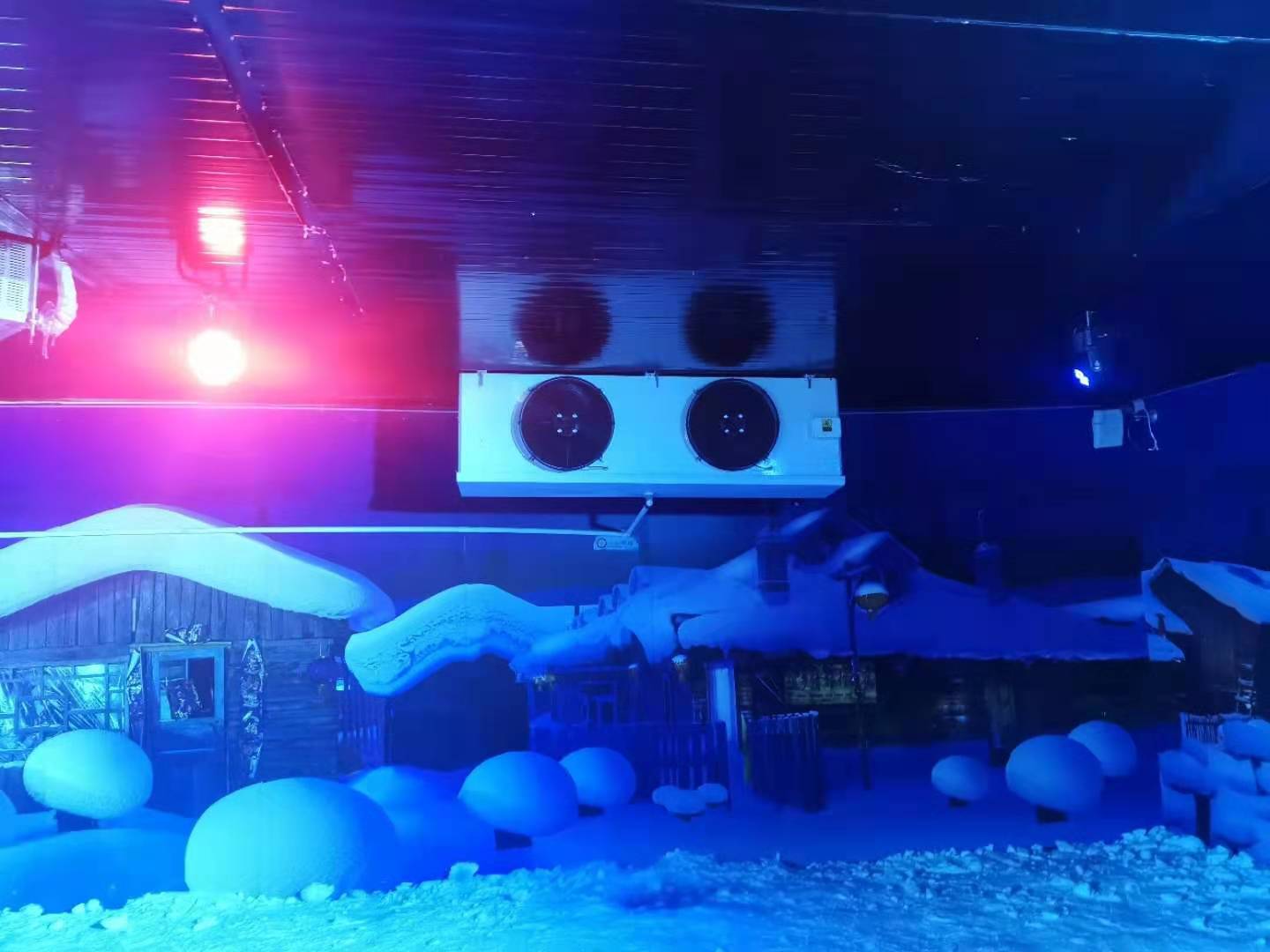 滑雪場，室內(nèi)冰雪世界冷庫歡樂谷建造